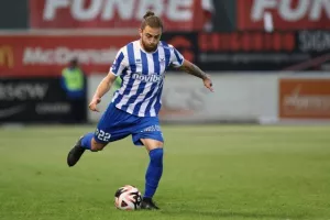 Καρμιώτισσα - Ανόρθωση: Ντεμπούτο Καμορανέζι με "Χ"