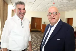 Συνέχεια στη δυνατή... κόντρα/ΣΗΜΕΙΩΜΑ