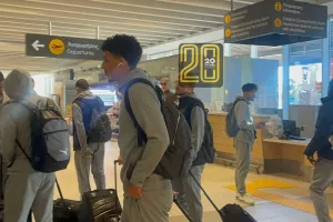 (ΦΩΤΟΣ/ΒΙΝΤΕΟ kerkida) Η άφιξη της Πάφος FC στο αεροδρόμιο!