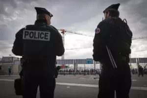 Φρούριο το Παρίσι για το Γαλλία-Ισραήλ: Χιλιάδες αστυνομικοί στους δρόμους, παρών και ο Μακρόν!