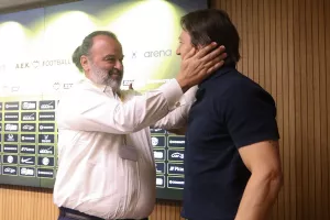 Η... στήριξη