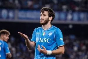 Βόμβα από την Gazzetta dello Sport: «Πωλείται τον Ιανουάριο αν δεν ανανεώσει ο Κβαρατσχέλια»!