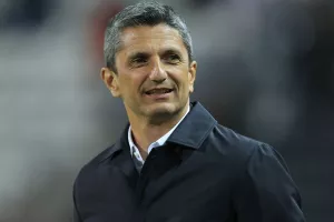 Λουτσέσκου στους παίκτες του: "Μην σταματάτε στα λάθη"