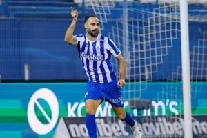 Ανόρθωση-ΑΕΛ: Η "Κυρία" είναι ΕΔΩ με Λόπες! (Φώτος)