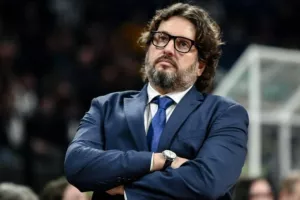 Παράπονα του Τρινκιέρι: «Το πρόγραμμα στην Euroleague δεν δείχνει κανένα έλεος»