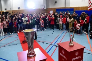 Ολυμπιακός: Στη Νυρεμβέργη οι ευρωπαϊκές κούπες, δυναμικό παρών από τους φίλους των Πειραιωτών