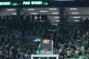 Εννέα οι λιποθυμίες στο ΟΑΚΑ μετά τον τραυματισμό του Λεσόρ