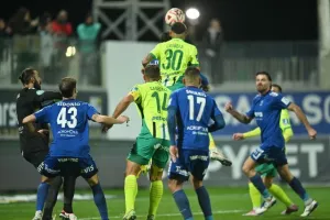 ΑΕΚ-Ομόνοια Αραδίππου: Της έβαλε δύσκολα, λυτρώθηκε... με Καμπρέρα (φώτος) 