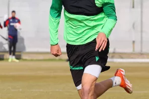 (Φώτος) Ανεβάζει ρυθμούς ενόψει ΑΠΟΕΛ 
