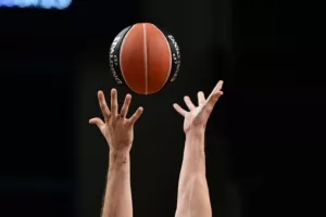 Ο... μπασκετμπολίστας τι λέει;