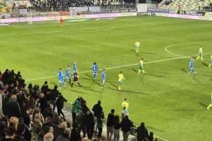 Πέναλτι για την ΑΕΚ μέσω on-field review