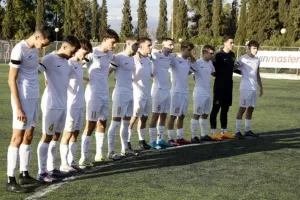 Τίμησε τον Σαργκάνη με ενός λεπτού σιγή και μαύρα περιβραχιόνια ο Αθηναϊκός