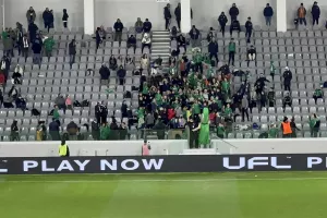 (Bίντεο Kerkida) Μοίρασε φανέλες η μασκότ του Άρη