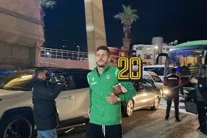 Μια εντός... μια εκτός!