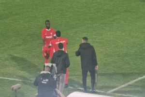 Νωρίς πρόβλημα με Ντιακιτέ