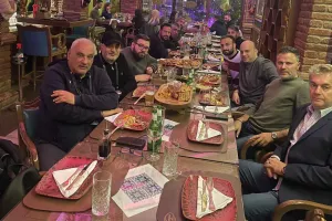 Δείπνο στα ΜΜΕ με Παπασταύρου