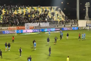 Οι παίκτες του Απόλλωνα ζήτησαν... συγγνώμη (Φώτος)