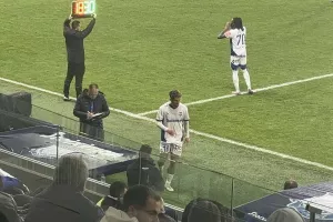 Έσφιξε τα δόντια ο Σαγκάλ αλλά...