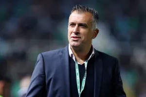 Μετράει αντίστροφα για το... "αιώνιο"