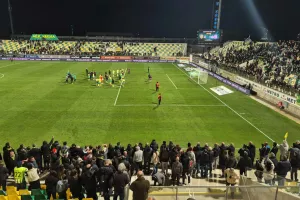 (ΒΙΝΤΕΟ Kerkida/Φώτος) ΕΤΣΙ πανηγύρισαν την τεσσάρα στην Αρένα