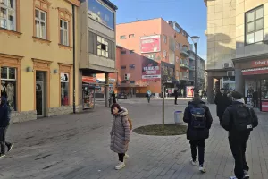 (Φώτος Kerkida) Ανέβηκε η θερμοκρασία στην Μπάνια Λούκα 