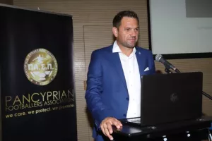 Σπύρος/"Ο ισχυρισμός είναι παντελώς αναληθής"
