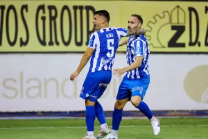 Ίσως με Ομόνοια