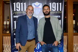 Το... πιστεύουν πολύ!