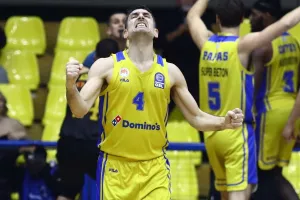 Περιστέρι - ΑΕΚ: Eπέστρεψε από το -14 και πανηγύρισε σπουδαία νίκη