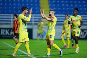 Αγία Νάπα - ΑΕΛ: Με τεσσάρα η πρώτη νίκη Σατσιά και… εύκολα στους “8” (Φώτος)