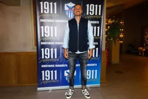 (ΦΩΤΟΣ) Το Χριστουγεννιάτικο πάρτι της Ανόρθωσης!