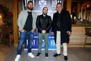 (ΦΩΤΟΣ) Το Χριστουγεννιάτικο πάρτι της Ανόρθωσης!