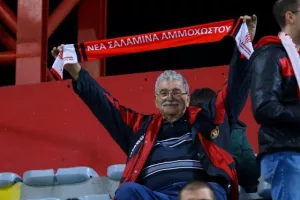 Νέα Σαλαμίνα-Απόλλων: Ερυθρόλευκη νίκη με Μπαχάσα! (Φώτος)