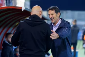 Νέα Σαλαμίνα-Απόλλων: Ερυθρόλευκη νίκη με Μπαχάσα! (Φώτος)