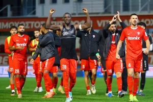 Στοχεύει σε νέο κέρδος… 
