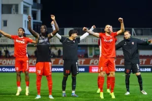 Νέα Σαλαμίνα-Απόλλων: Ερυθρόλευκη νίκη με Μπαχάσα! (Φώτος)