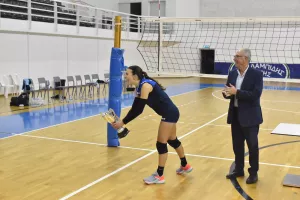 Βακάρου: «Το πανεπιστημιακό βοηθάει τις αθλήτριες»