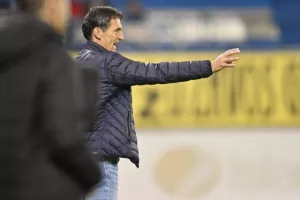 Ομόνοια Αρ.-Νέα Σαλαμίνα: Πρώτη εντός έδρας νίκη με Κούτσακο! (Φώτος)