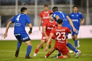 Ομόνοια Αρ.-Νέα Σαλαμίνα: Πρώτη εντός έδρας νίκη με Κούτσακο! (Φώτος)