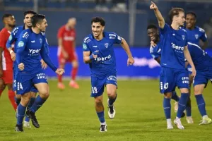 Ομόνοια Αρ.-Νέα Σαλαμίνα: Πρώτη εντός έδρας νίκη με Κούτσακο! (Φώτος)