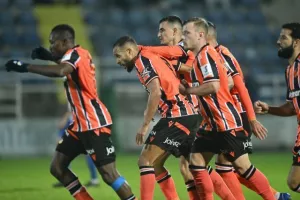 Εθνικός-ΑΠΟΕΛ: Ο Ντράζιτς έσωσε το βαθμό στο 90+4 (φώτος)