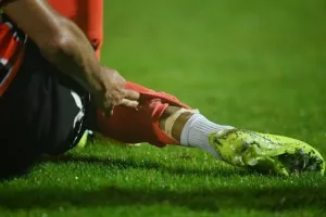 Εθνικός-ΑΠΟΕΛ: Ο Ντράζιτς έσωσε το βαθμό στο 90+4 (φώτος)