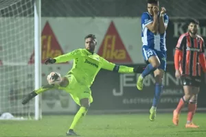 Εθνικός-ΑΠΟΕΛ: Ο Ντράζιτς έσωσε το βαθμό στο 90+4 (φώτος)