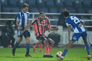 Εθνικός-ΑΠΟΕΛ: Ο Ντράζιτς έσωσε το βαθμό στο 90+4 (φώτος)
