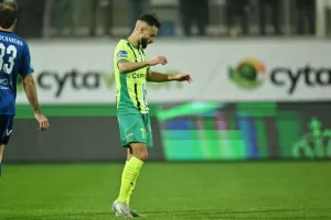 ΑΕΚ-Ομόνοια Αραδίππου: Της έβαλε δύσκολα, λυτρώθηκε... με Καμπρέρα (φώτος) 