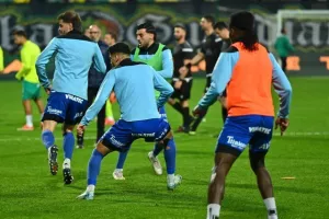 ΑΕΚ-Ομόνοια Αραδίππου: Της έβαλε δύσκολα, λυτρώθηκε... με Καμπρέρα (φώτος) 