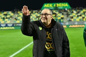 (Φώτος) Τίμησαν Θεοδώρου και Μαΐττα