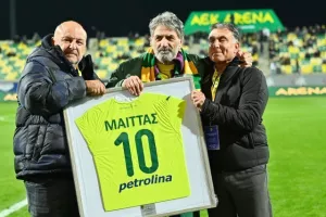 (Φώτος) Τίμησαν Θεοδώρου και Μαΐττα
