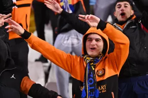 (Φώτος) Ο κόσμος στο ντέρμπι "αιωνίων"