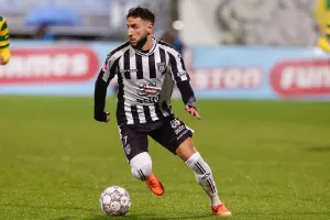 Ενίσχυση με Ismael Azzaoui